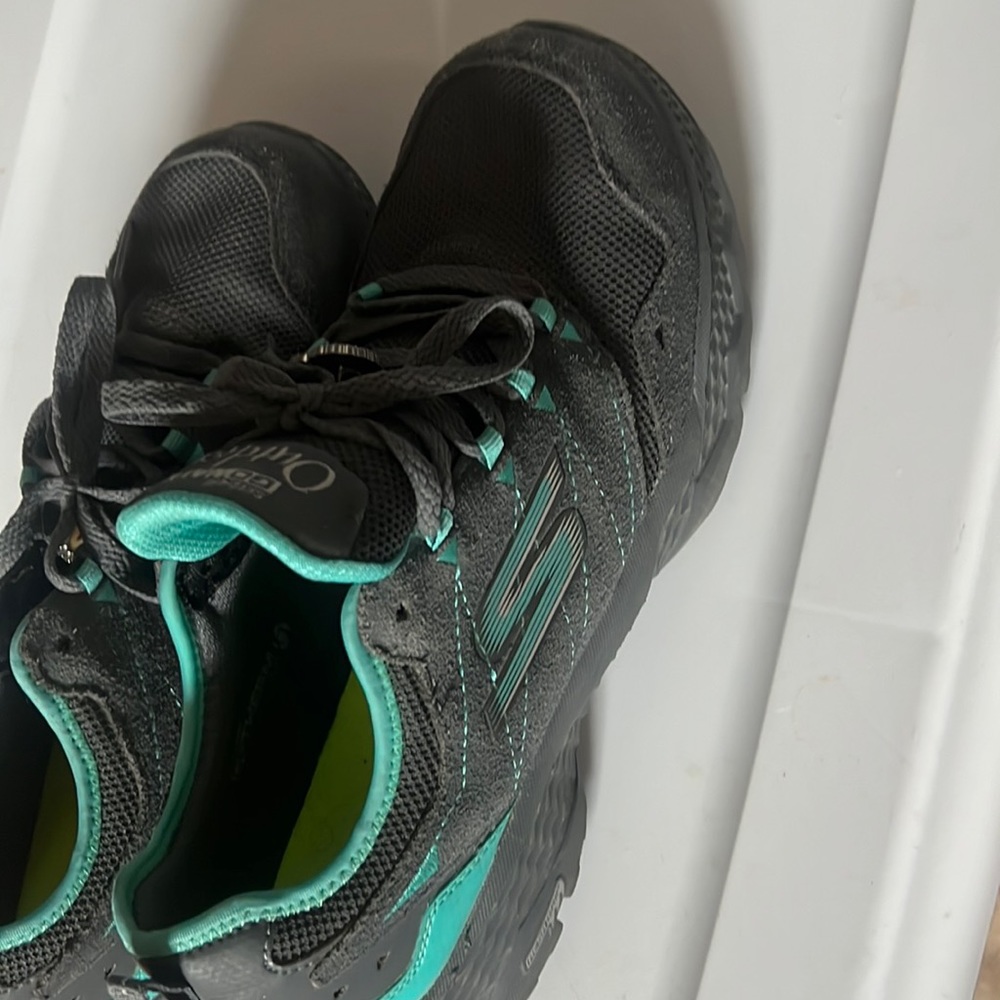 Gray and Teal color Go walk outdoor sneakers😀